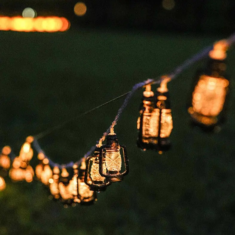 Guirlande Solaire LED Mini-Lanternes pour Éclairer Vos Espaces Extérieurs – Lumina Olloret