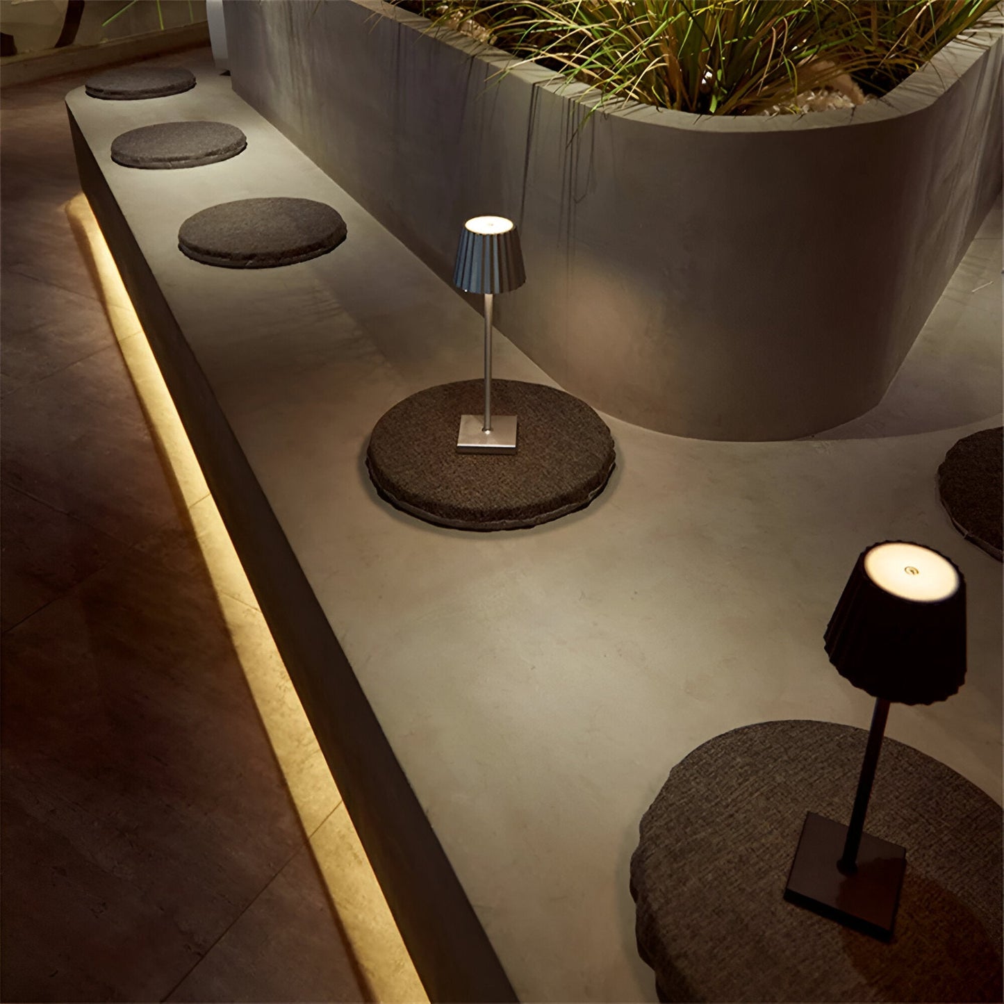 Lampe de Table LED Rechargeable - LuminaTouch-lampe de table-Olloret