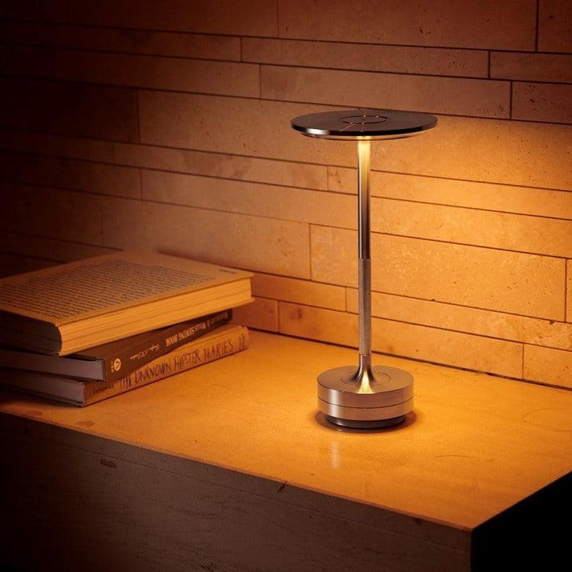 Lampe de Table Tactile Sans Fil Élégante - Astra-lampe de table-Olloret