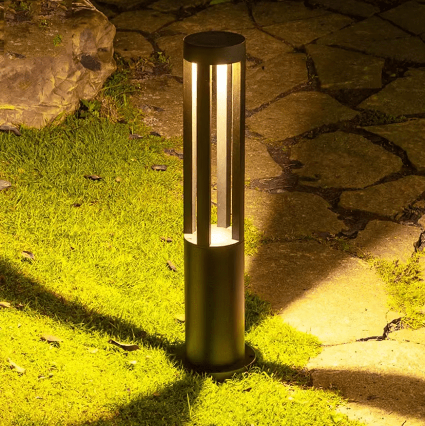 Potelet Solaire LED Éclairage Extérieur Élégant et Durable – Solara-lampe solaire extérieur-Olloret