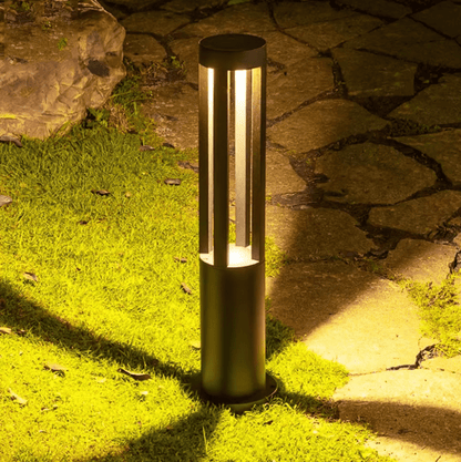 Potelet Solaire LED Éclairage Extérieur Élégant et Durable – Solara-lampe solaire extérieur-Olloret